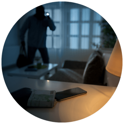 cambrioleur-dans-un-logement-en-pleine-nuit