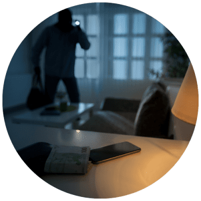cambrioleur-dans-un-logement-en-pleine-nuit