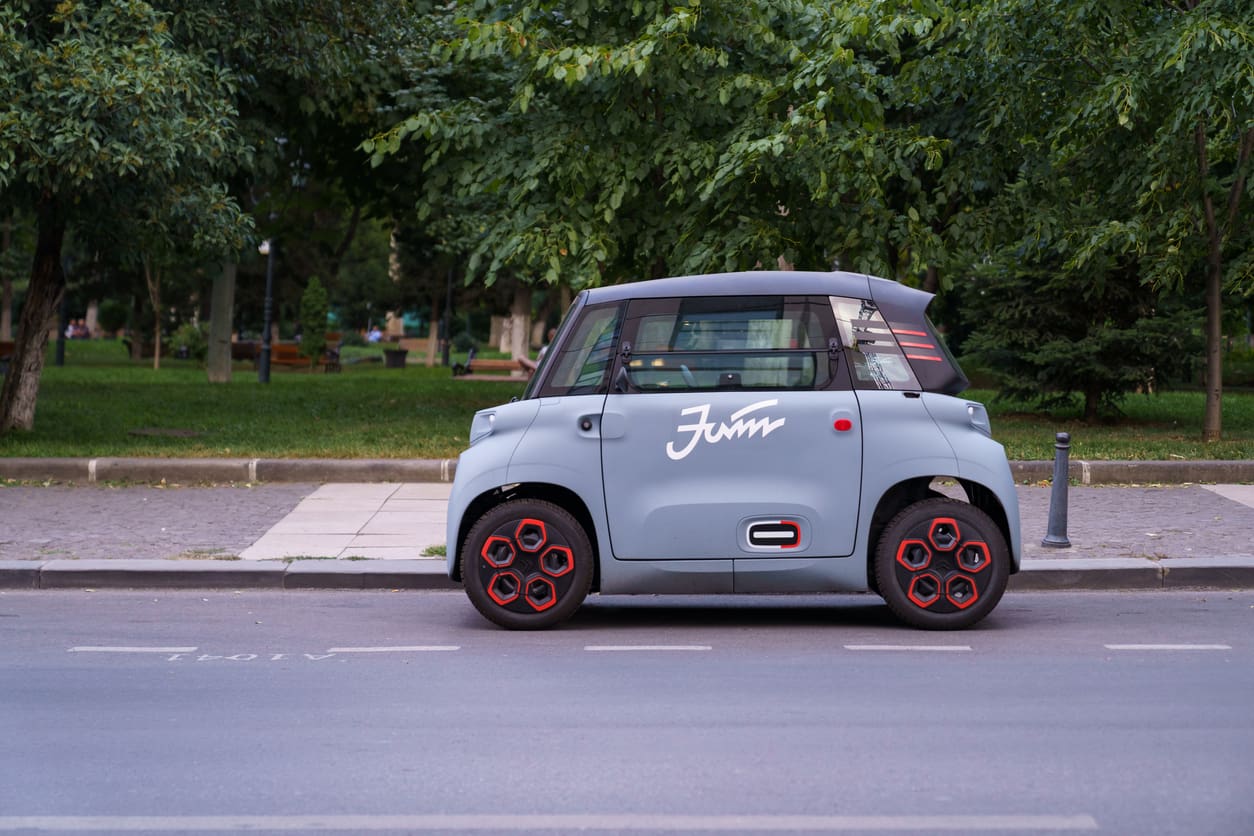voiture sans permis sur la route