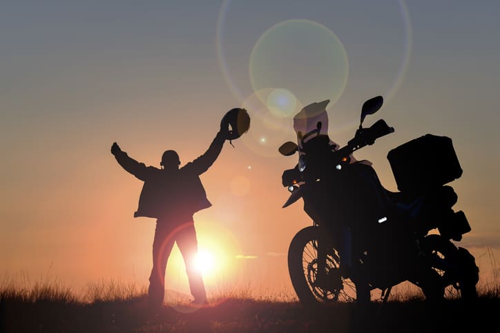 Magnifiques levers de soleil, moto voyage et amoureux de la nature